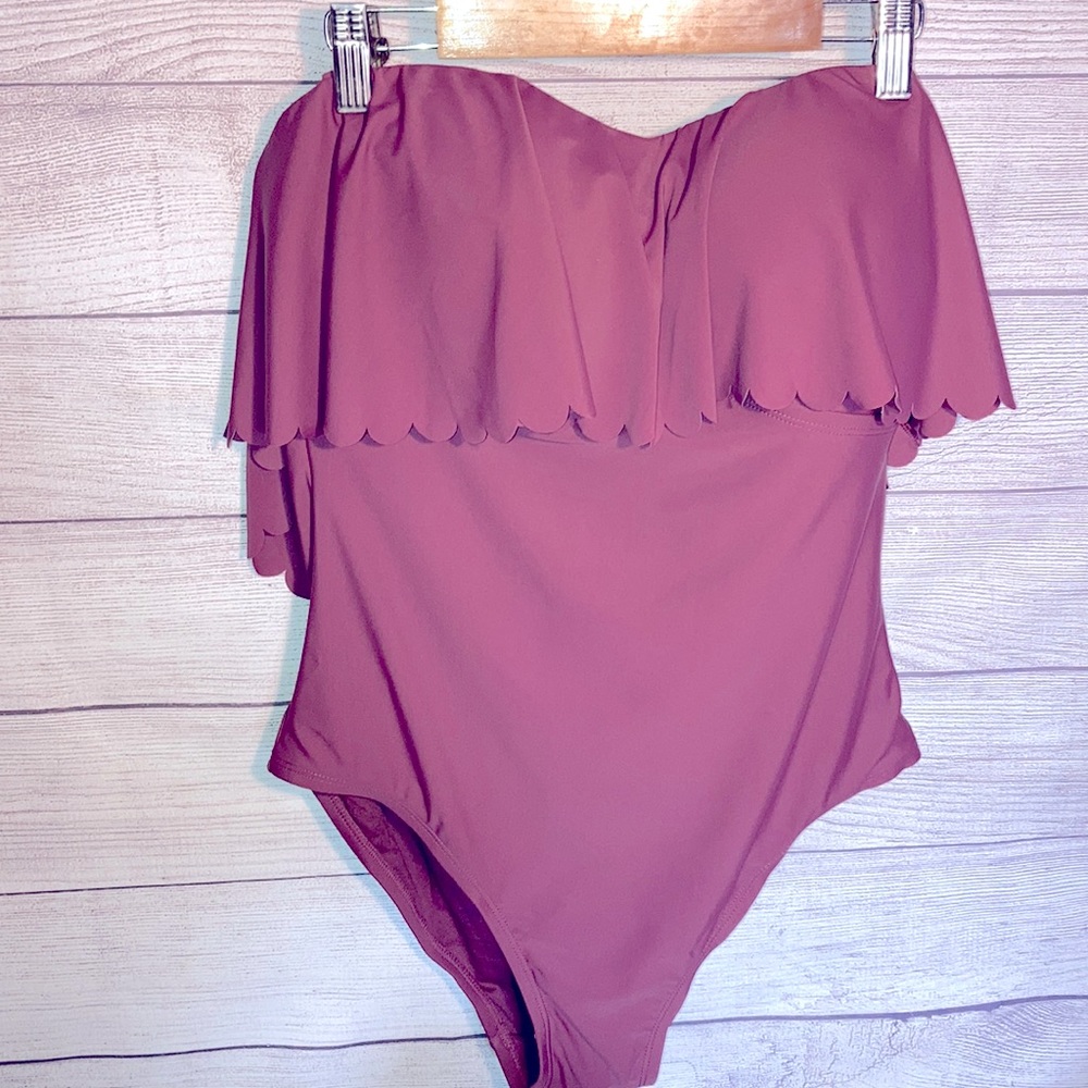 One piece NWT